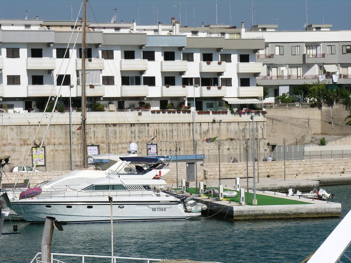 B&B La Baia Sea Rooms Bisceglie Exteriér fotografie