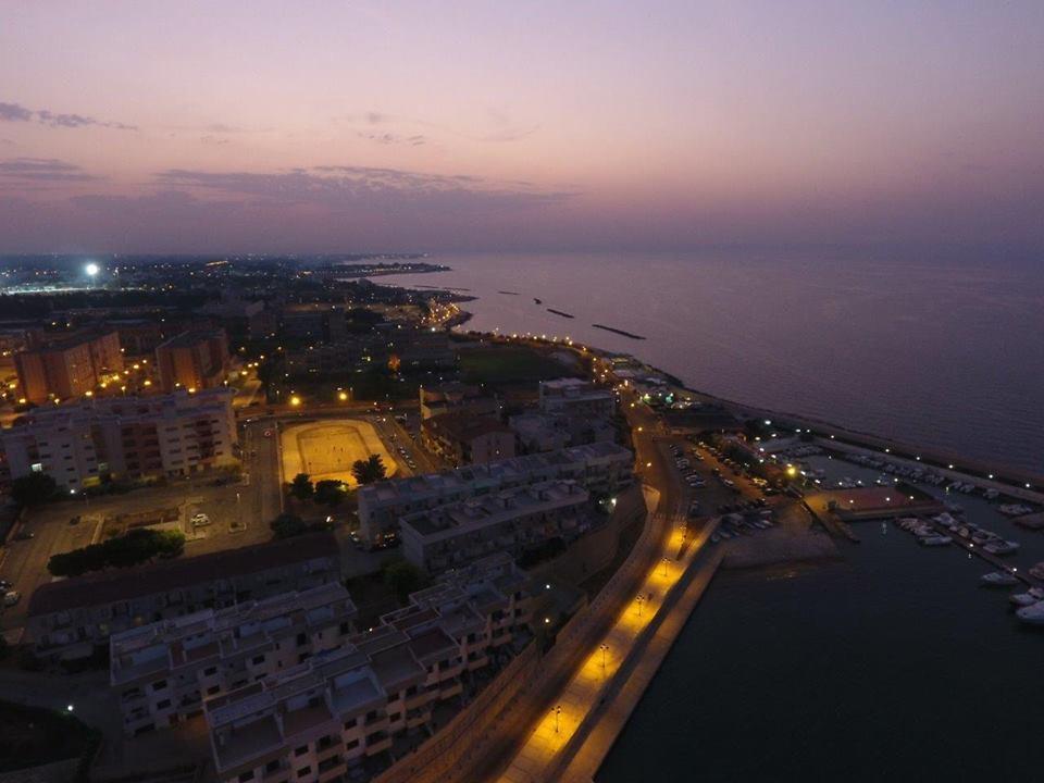 B&B La Baia Sea Rooms Bisceglie Exteriér fotografie